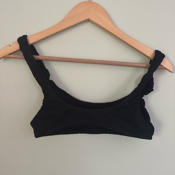 Classic Black ribbed Jcrew bikini top - Picture 8 of 8